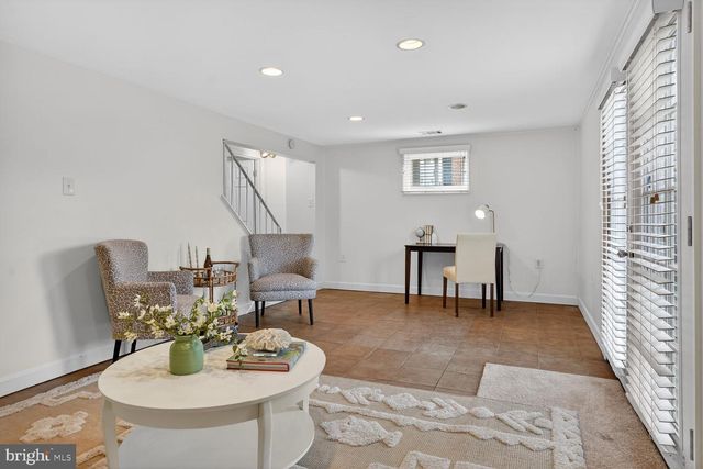 6015 TICONDEROGA CT, Burke, VA 22015