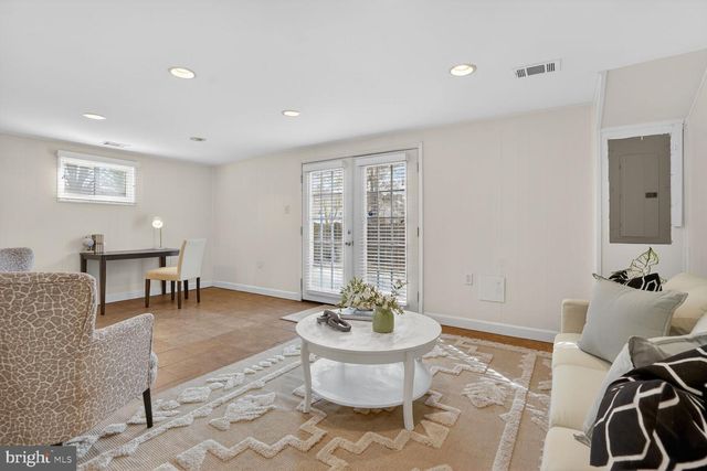 6015 TICONDEROGA CT, Burke, VA 22015