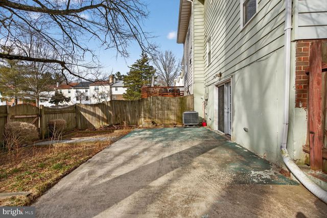 6015 TICONDEROGA CT, Burke, VA 22015