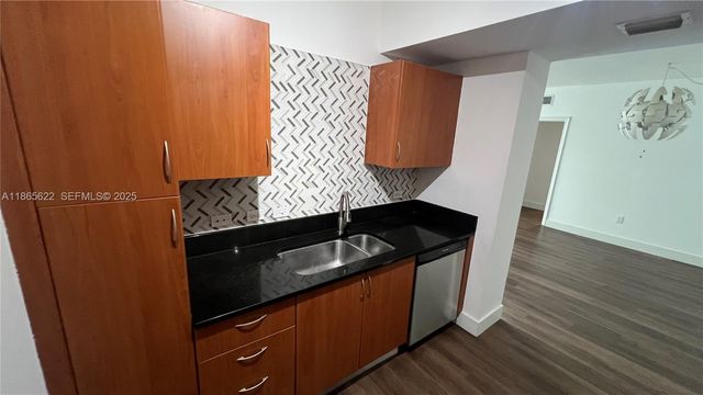 2775 NE 187th 227 227, Aventura, FL 33180