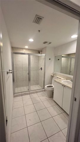 2775 NE 187th 227 227, Aventura, FL 33180
