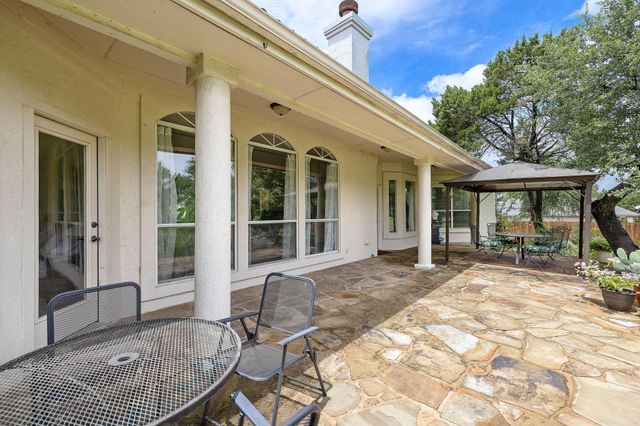 9608 Streamside DR, Austin, TX 78736