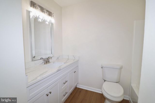 25 GRISTMILL LN, Laurel Springs, NJ 08021