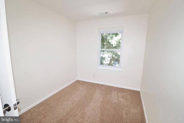 25 GRISTMILL LN, Laurel Springs, NJ 08021