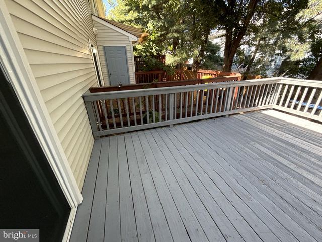 25 GRISTMILL LN, Laurel Springs, NJ 08021