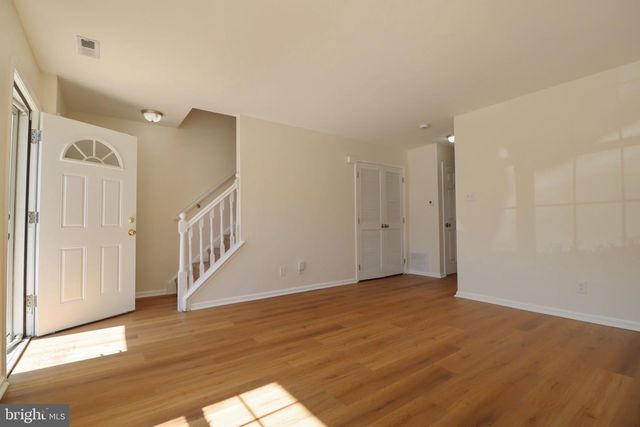 25 GRISTMILL LN, Laurel Springs, NJ 08021
