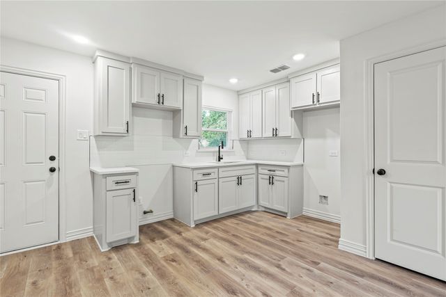 6106 Flagstaff Drive, Dallas, TX 75241