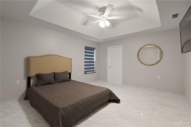 1901 W Bogey Drive W, Mission, TX 78572