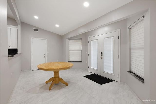 1901 W Bogey Drive W, Mission, TX 78572