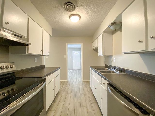 3716 DORADO AVE, Memphis, TN 38128