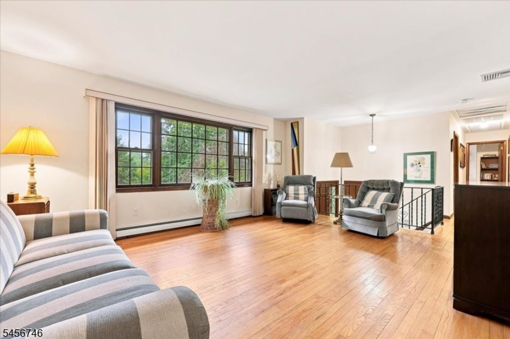 24 Hickory Rd, Ringwood Boro, NJ 07456 — photo 3