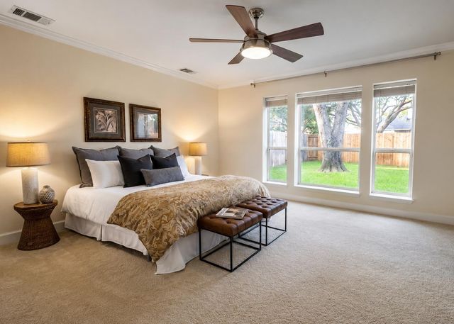 4423 Knightsbridge Boulevard, Sugar Land, TX 77479