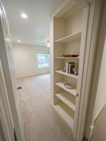 4423 Knightsbridge Boulevard, Sugar Land, TX 77479
