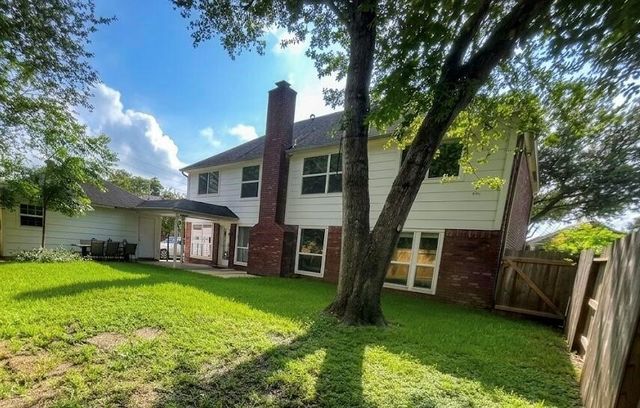4423 Knightsbridge Boulevard, Sugar Land, TX 77479