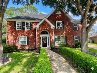 4423 Knightsbridge Boulevard, Sugar Land, TX 77479