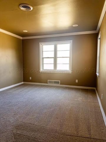 2222 S Travis Street, Amarillo, TX 79109