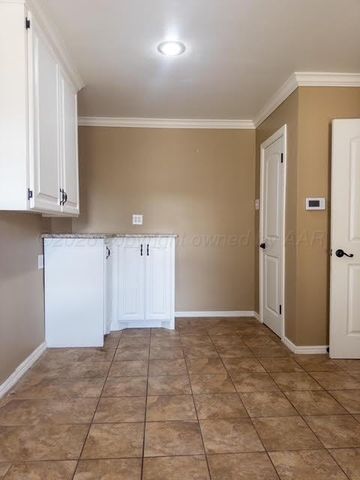 2222 S Travis Street, Amarillo, TX 79109
