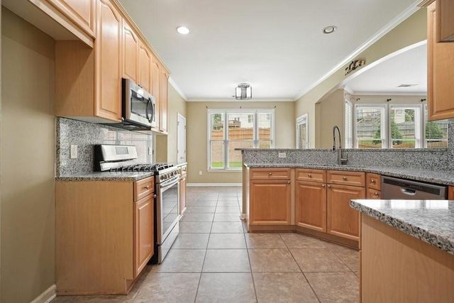 412 Middlebrooke Street, Canton, GA 30115