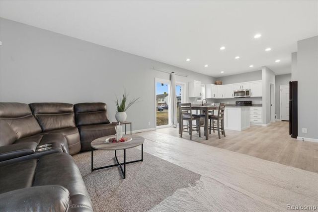 4332 Bridgeport Court, Inkster, MI 48141