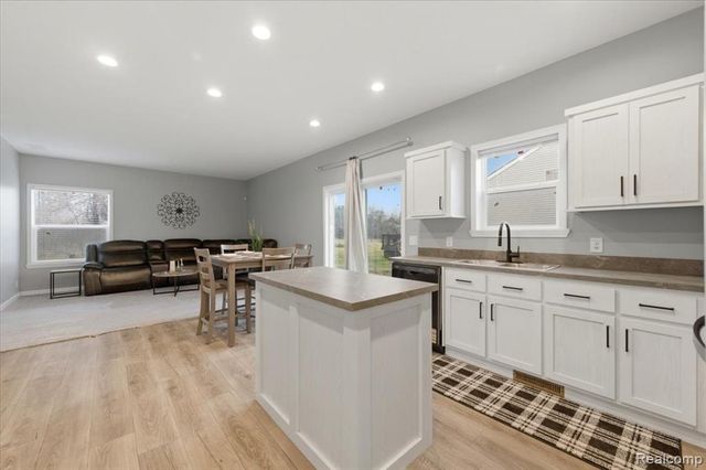 4332 Bridgeport Court, Inkster, MI 48141