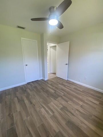 1100 Cameo Circle, West Palm Beach, FL 33417