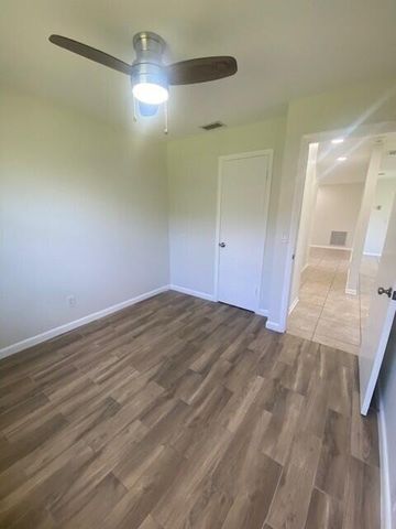 1100 Cameo Circle, West Palm Beach, FL 33417