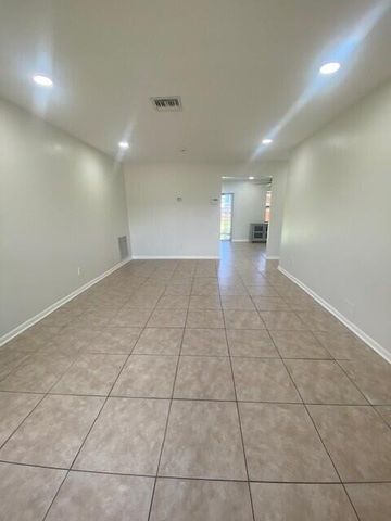 1100 Cameo Circle, West Palm Beach, FL 33417