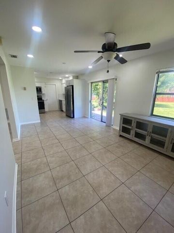 1100 Cameo Circle, West Palm Beach, FL 33417