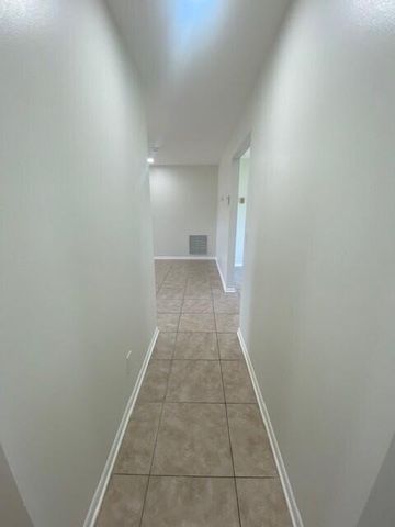 1100 Cameo Circle, West Palm Beach, FL 33417