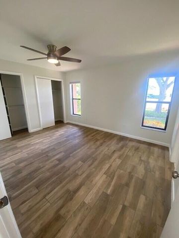 1100 Cameo Circle, West Palm Beach, FL 33417