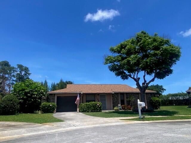 1100 Cameo Circle, West Palm Beach, FL 33417