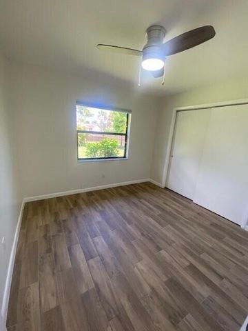 1100 Cameo Circle, West Palm Beach, FL 33417
