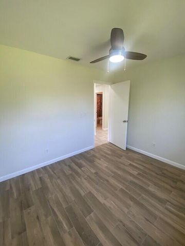 1100 Cameo Circle, West Palm Beach, FL 33417