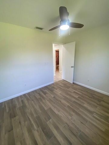 1100 Cameo Circle, West Palm Beach, FL 33417