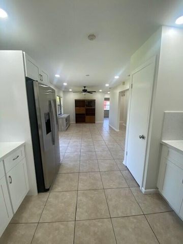 1100 Cameo Circle, West Palm Beach, FL 33417