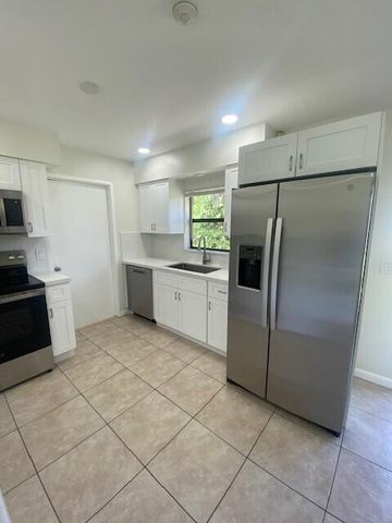 1100 Cameo Circle, West Palm Beach, FL 33417