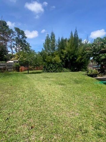 1100 Cameo Circle, West Palm Beach, FL 33417