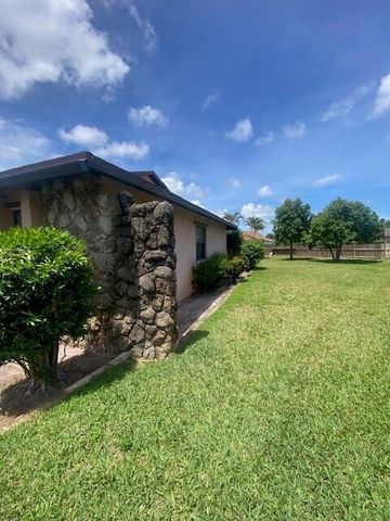 1100 Cameo Circle, West Palm Beach, FL 33417