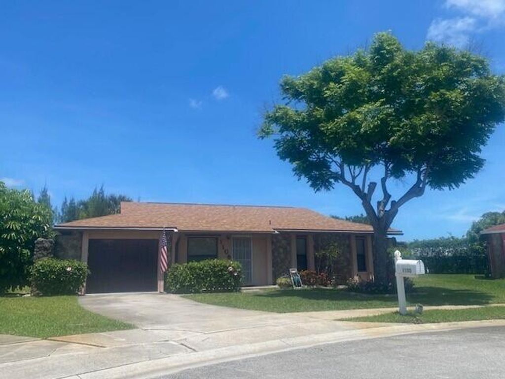1100 Cameo Circle, West Palm Beach, FL 33417