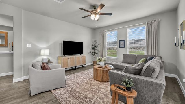 1124 Eastland Lane, Weatherford, TX 76087