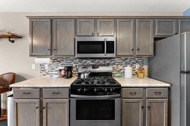 163 Southwind Lane, West Saint Paul, MN 55118