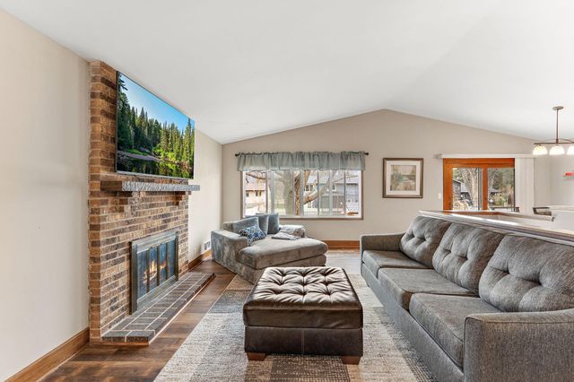 163 Southwind Lane, West Saint Paul, MN 55118