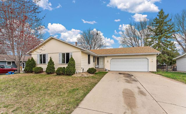 163 Southwind Lane, West Saint Paul, MN 55118