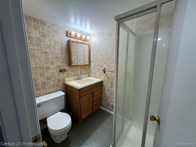 6327 Merriman Road, Garden City, MI 48135