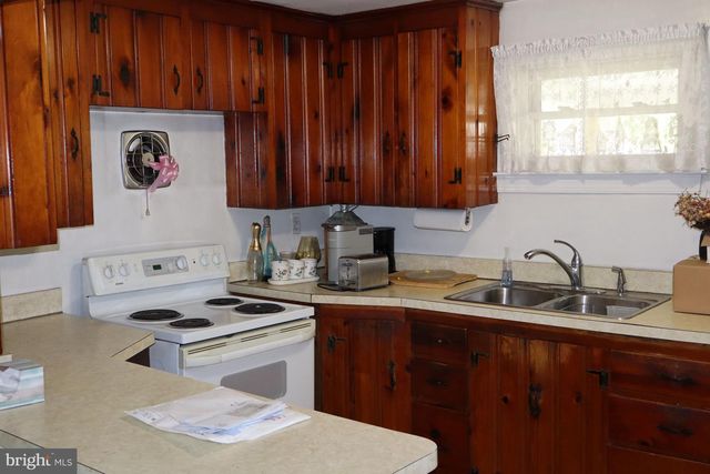 1623 PULASKI HWY, Elkton, MD 21921