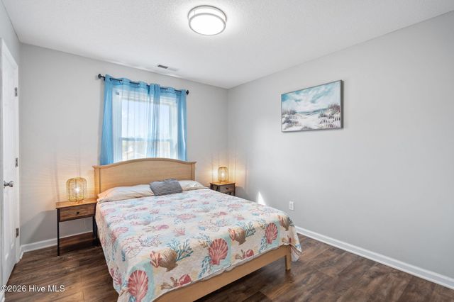 321 NE 59th Street, Oak Island, NC 28465