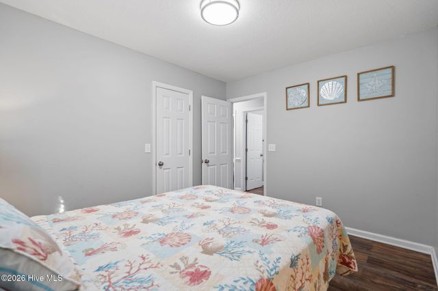 321 NE 59th Street, Oak Island, NC 28465