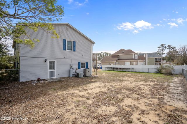 321 NE 59th Street, Oak Island, NC 28465