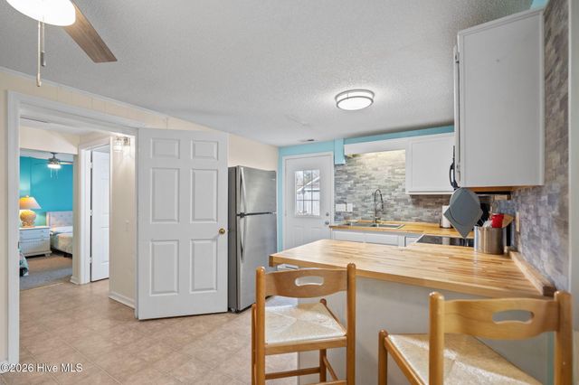 321 NE 59th Street, Oak Island, NC 28465