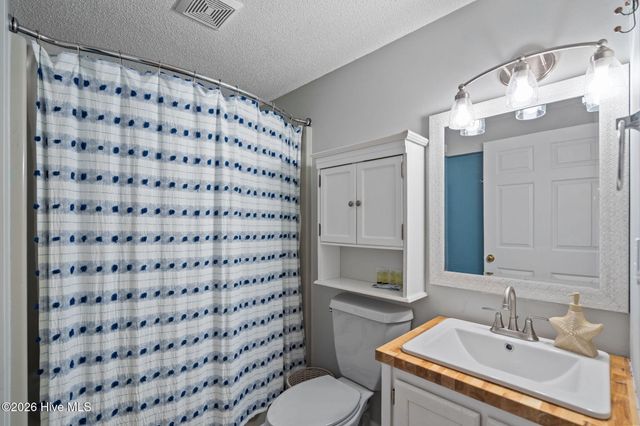 321 NE 59th Street, Oak Island, NC 28465